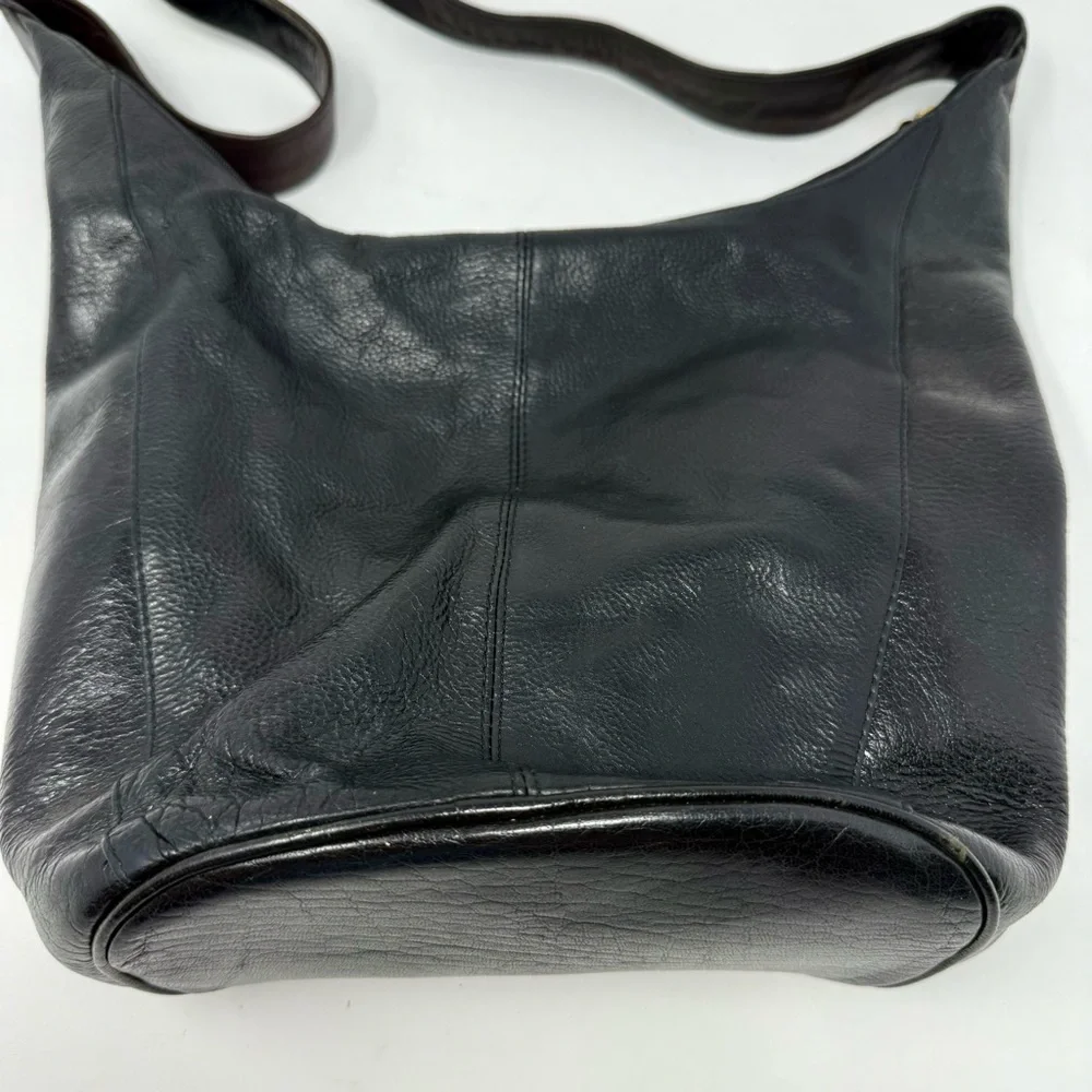 Carlos D'Santi Women's Black Pebbled Leather Bag Hobo Crossbody Style Medium‎